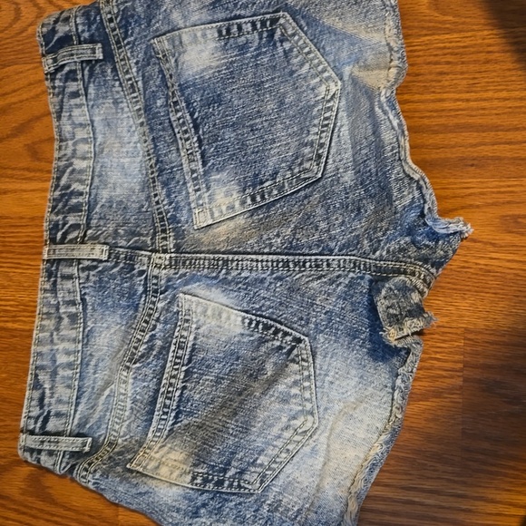 High Rise Shorts - Picture 2 of 3